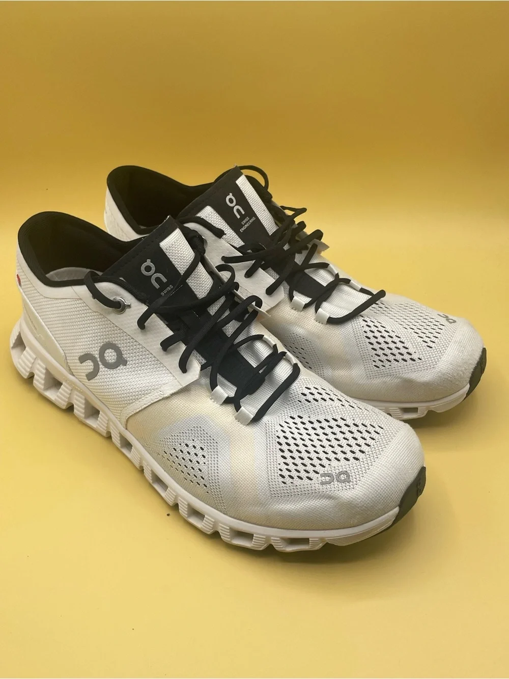 On Cloud X White/Black